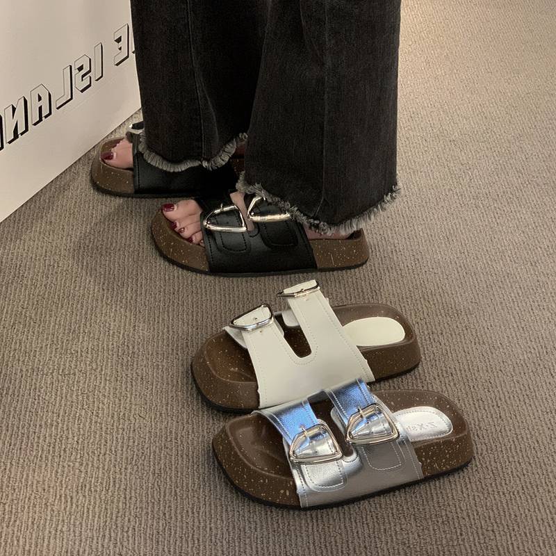 Dép xỏ ngón đế dày Xăng đan tăng chiều cao đế dày màu bạc