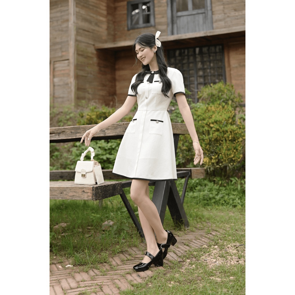 Váy trắng  thiết kế dáng chữ A  cao cấp đính cúc đá sang chảnh  giúp các nàng hack dang siêu xinh AMODA V