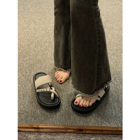 Dép xỏ ngón mặc ngoài nữ đế dày đính đá