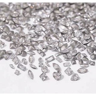 Set đá mix hình chân nhọn trắng