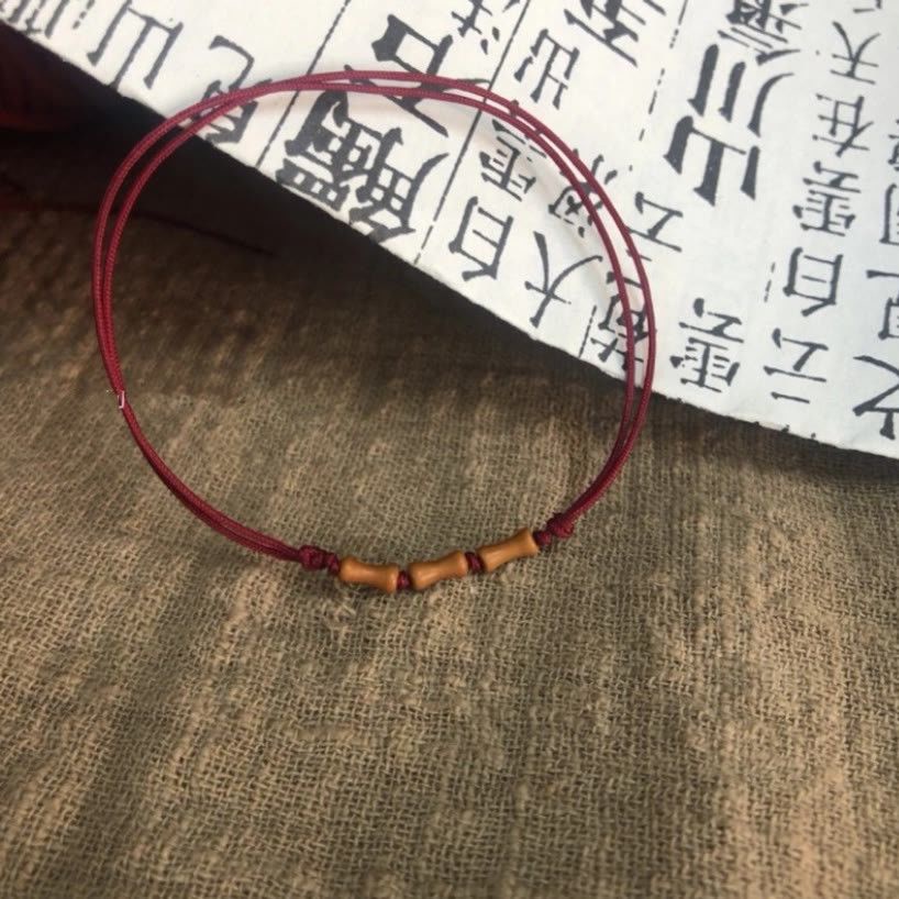 Vòng Tay Dây Bện Bằng Tre Và Vỏ Ô Liu Màu Đỏ Tối Giản Cho Nữ Niche De