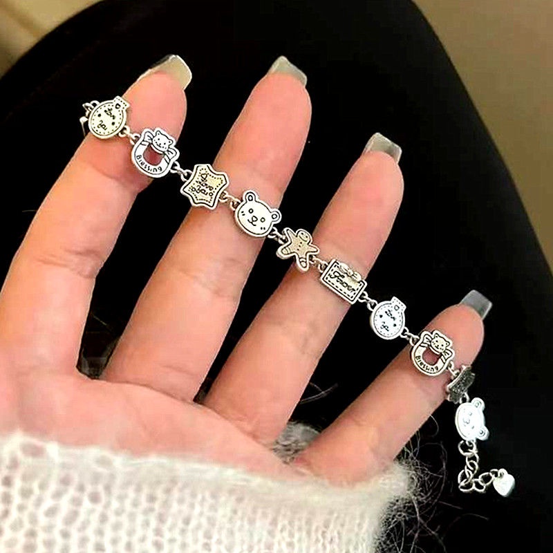 Vòng Tay Thiết Kế Hoạt Hình Gấu Gingerbread Man Trở Lại Làm Việc Dành Cho Học Sinh Nữ