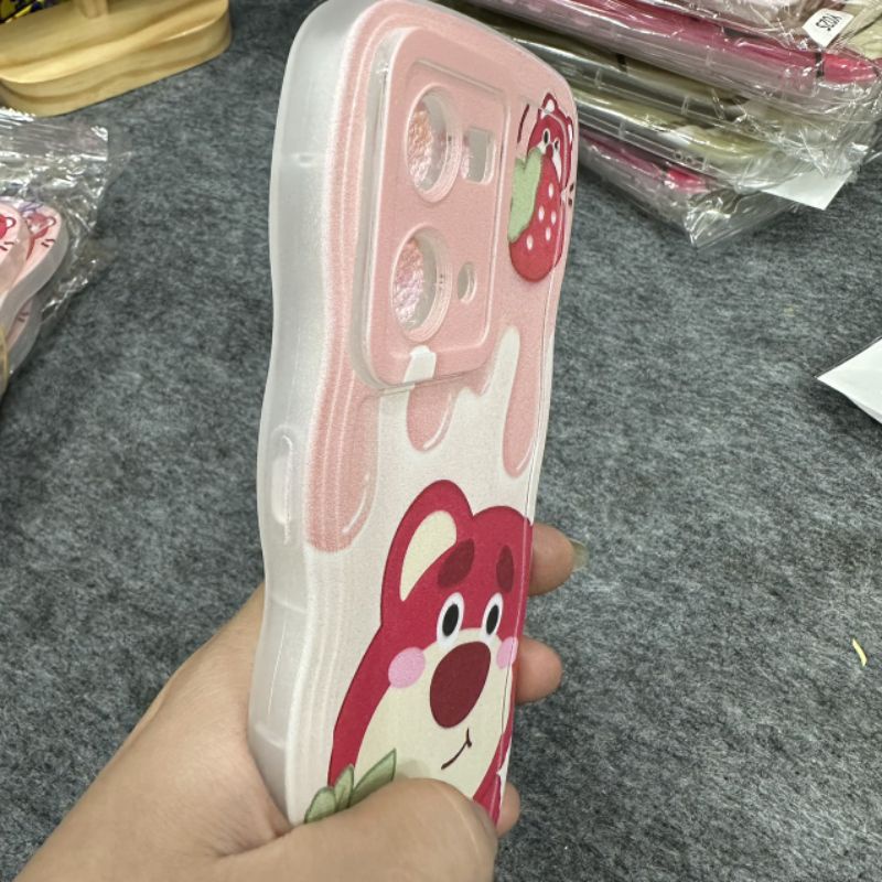 Case ốp lưng Oppo Reno 7 4G / Reno 8 4G dẻo gấu dâu lotso siêu dễ thương viền lượn sóng bảo vệ camera