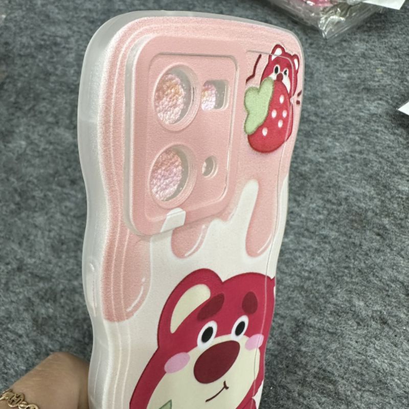Case ốp lưng Oppo Reno 7 4G / Reno 8 4G dẻo gấu dâu lotso siêu dễ thương viền lượn sóng bảo vệ camera
