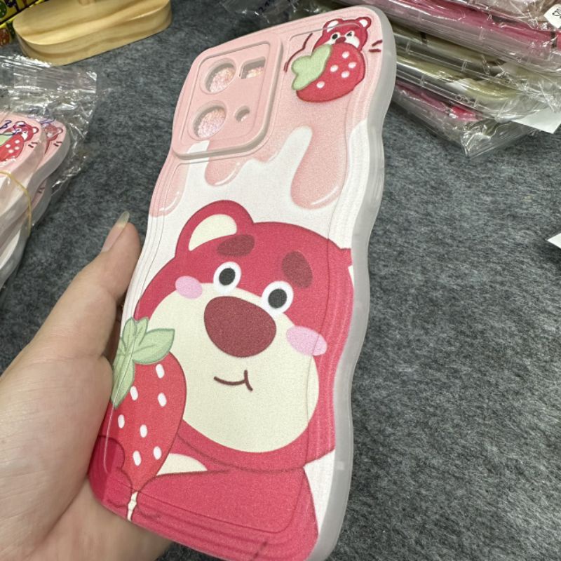 Case ốp lưng Oppo Reno 7 4G / Reno 8 4G dẻo gấu dâu lotso siêu dễ thương viền lượn sóng bảo vệ camera