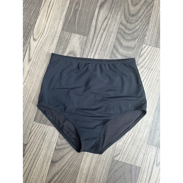 Bikini quần lẻ :  váy lẻ đen