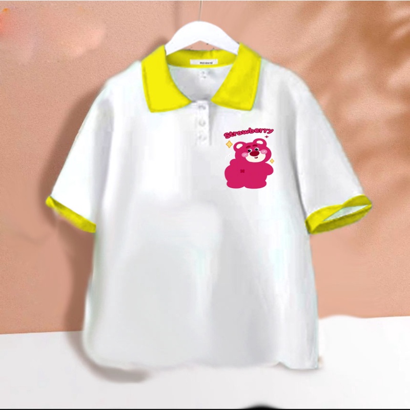 Áo polo trắng phối màu gấu dâu quay lưng cho bé gái chất cotton size từ 9 đến 65kg