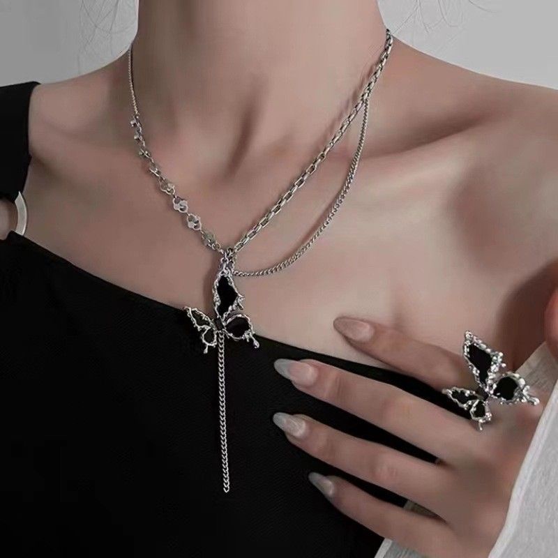 Dây Chuyền Mặt Hình Bướm Tua Rua Phong Cách Hàn Quốc Độc Đáo