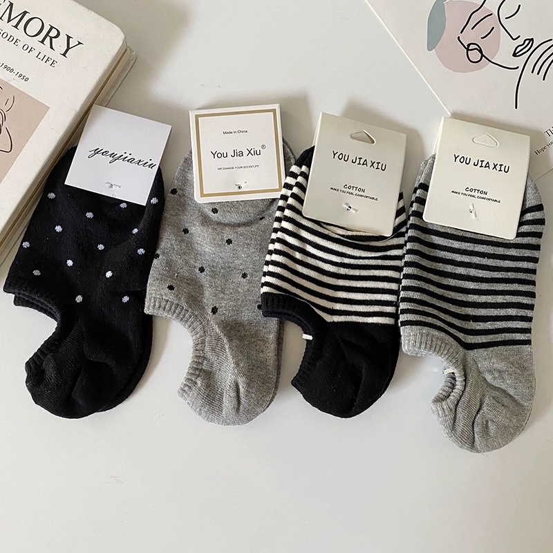 Vớ Thể Thao Cổ Thuyền Họa Tiết Kẻ Sọc Trắng Đen Phong Cách Nhật Hàn Dễ Phối Đồ Thời Trang Cho Nữ