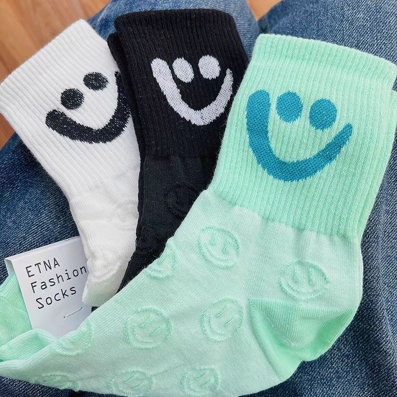 Tất Lửng Thêu Họa Tiết Graffiti Phong Cách Xuân Hè Ngọt Ngào Đơn Giản Cho Nữ