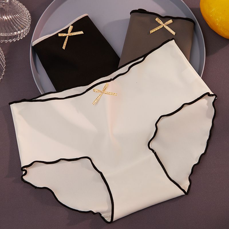 Quần Lót Cotton Lụa Không Đường May Kháng Khuẩn Phong Cách Nhật Bản