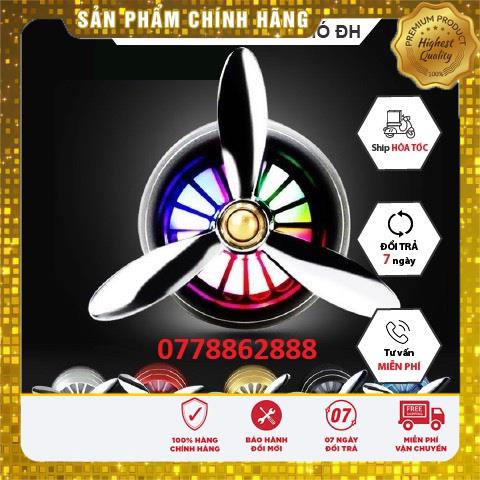 Quạt sáp thơm, đèn led gắn cửa gió điều hòa ô tô
