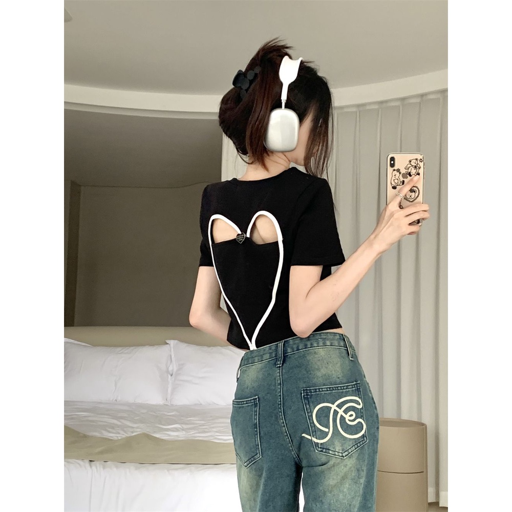 Áo Thun Tay Ngắn Dáng Ôm Vải Lụa Lạnh Họa Tiết Trái Tim Khoét Lỗ Thời Trang Mùa Hè Hàng Mới Dành Cho Bạn Nữ