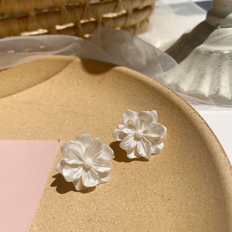 Khuyên Tai Hình Hoa Trà Trắng Bằng Bạc sterling Cao Cấp Không Cần Xỏ Khuyên