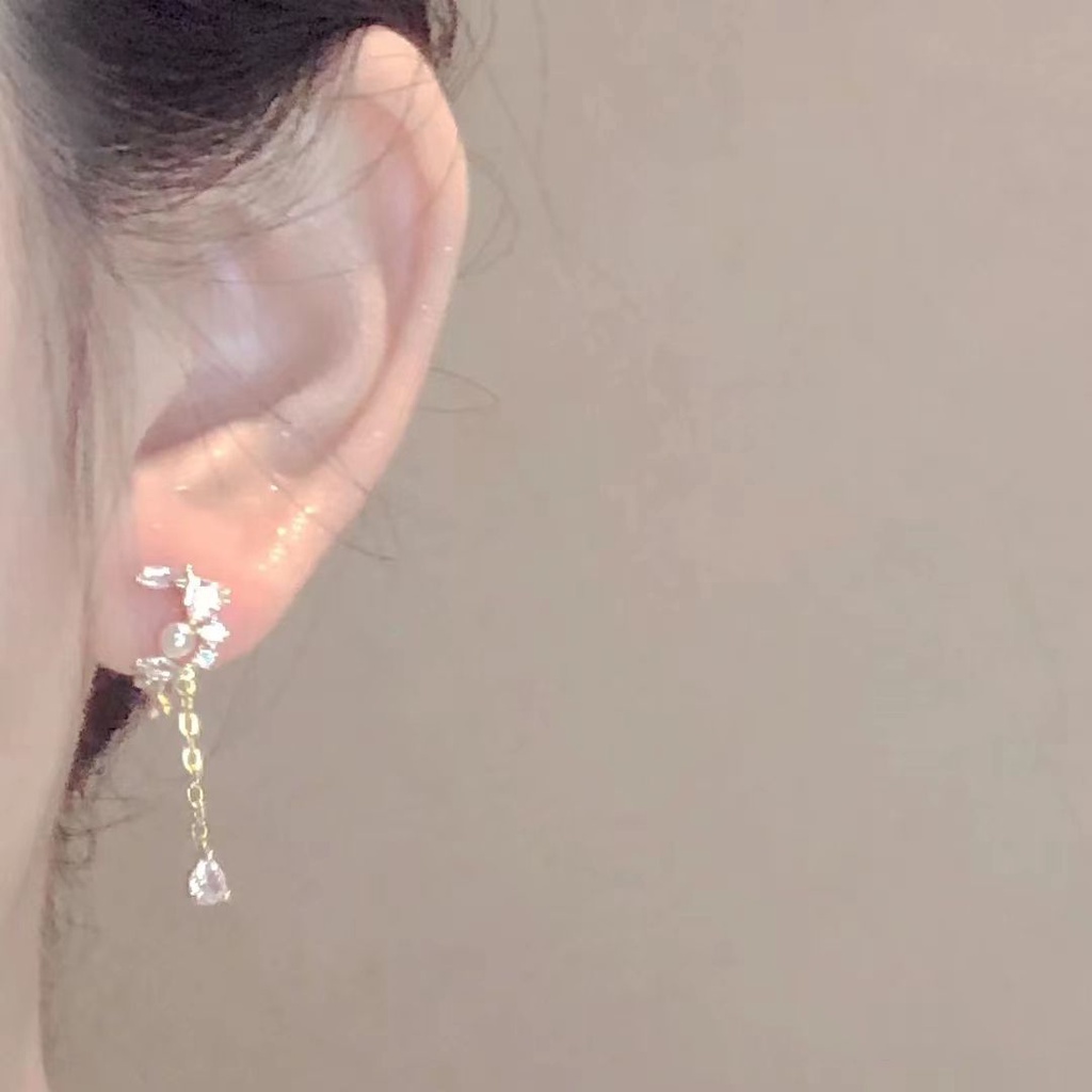 Bông Tai Dạng Kẹp Hình Hoa Đính Ngọc Trai Mềm Đặc Biệt Không Cần Bấm Lỗ Tai