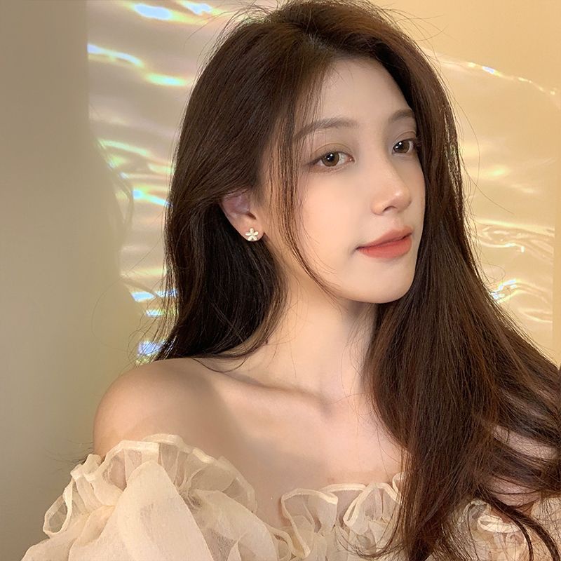 Bông Tai Hình Hoa Đính Đá opal Nhẹ Nhàng Sang Trọng Thời Trang Thu Đông 2023