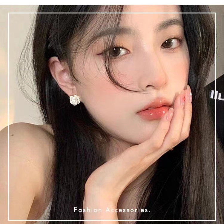 Bông Tai Hình Hoa Trà Phong Cách Hong Kong Cổ Điển Thời Trang Cao Cấp 2023