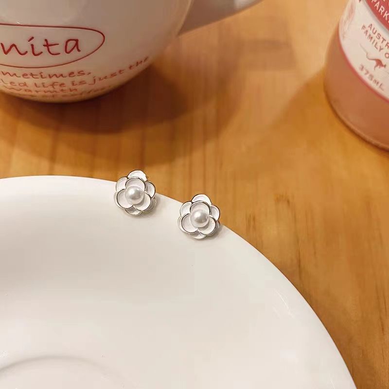 Bông Tai Hình Hoa Trà Phong Cách Hong Kong Cổ Điển Thời Trang Cao Cấp 2023