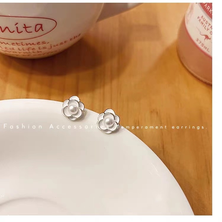 Bông Tai Hình Hoa Trà Phong Cách Hong Kong Cổ Điển Thời Trang Cao Cấp 2023