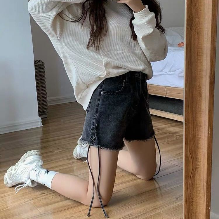 Jiashucheng Quần Short Denim Lưng Cao Ống Rộng Rách Lỗ Phong Cách Mới Nhất Dành Cho Nữ Sinh Siêu Hot