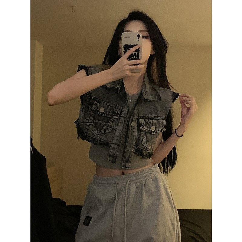 Jiashucheng Áo Khoác Denim Sát Nách Dáng Rộng Ngắn Sờn Kiểu Retro Mỹ Dễ Phối Đồ Thời Trang Mùa Xuân Cho Nữ