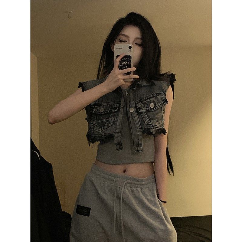 Jiashucheng Áo Khoác Denim Sát Nách Dáng Rộng Ngắn Sờn Kiểu Retro Mỹ Dễ Phối Đồ Thời Trang Mùa Xuân Cho Nữ