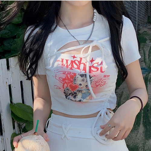 Jiashucheng Salt Series Áo Thun Ngắn Tay Ôm Dáng Phối Dây Rút Rỗng In Họa Tiết Cô Gái Nóng Bỏng Có Dây Rút Cho Nữ