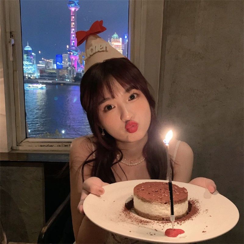 Mũ Sinh Nhật Bằng Vải Không Dệt Dễ Thương Xinh Xắn Cho Người Lớn Và Trẻ Em