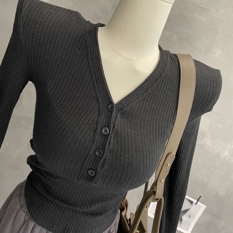 Áo len ôm bodu cổ V, len quảng châu mềm mịn | BigBuy360 - bigbuy360.vn