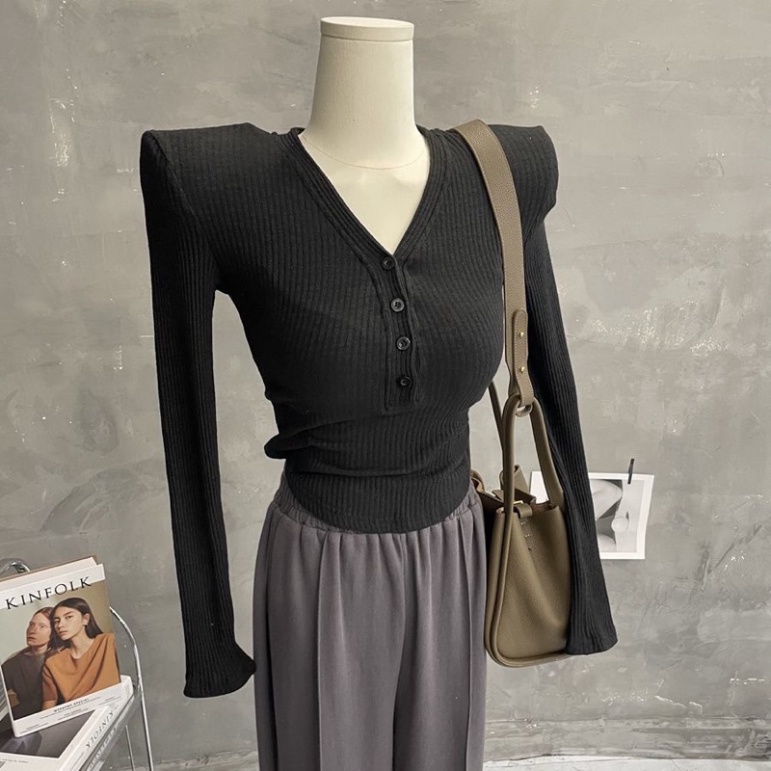 Áo len ôm bodu cổ V, len quảng châu mềm mịn | BigBuy360 - bigbuy360.vn