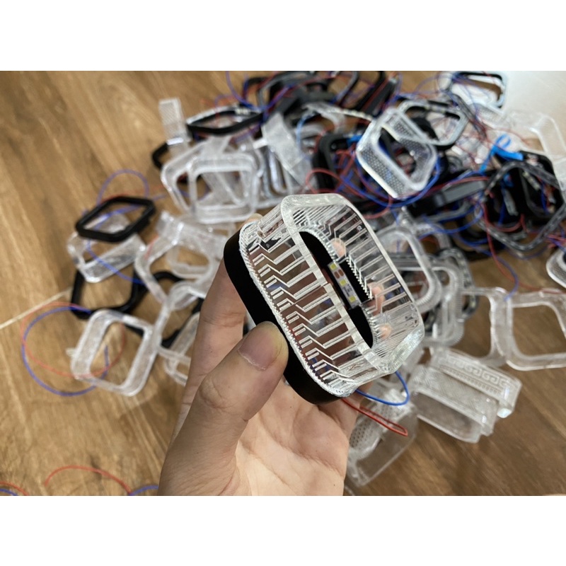 Vòng 3D lắp bi titanblack 2.0 vòng vuông led trắng