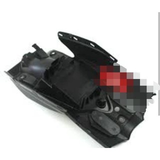 Dè gầm chắn bùn bánh xe satria raider