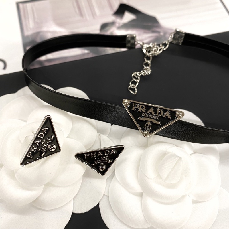 Set vòng cổ choker da p.r.a.d.a xinh