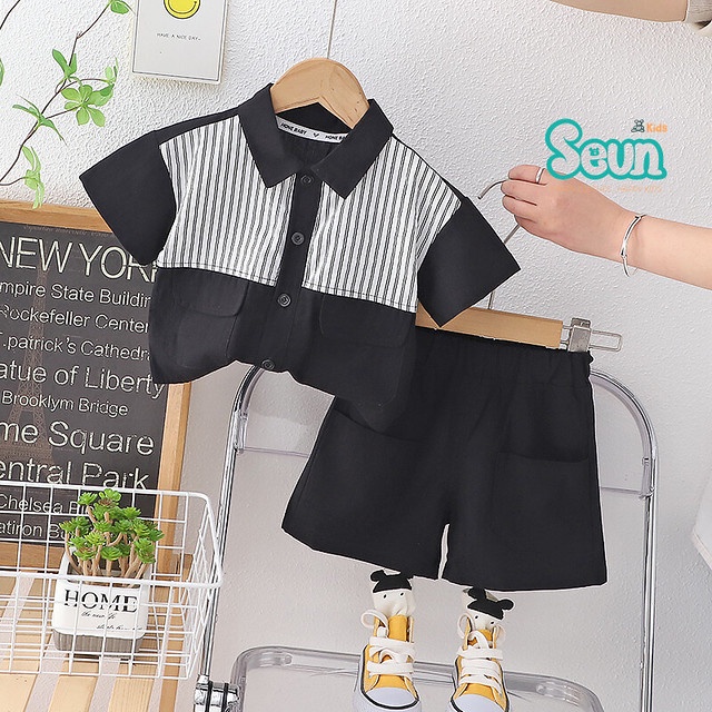 Set sơ mi bé trai áo phối sọc dọc có 2 túi phía trước be đen