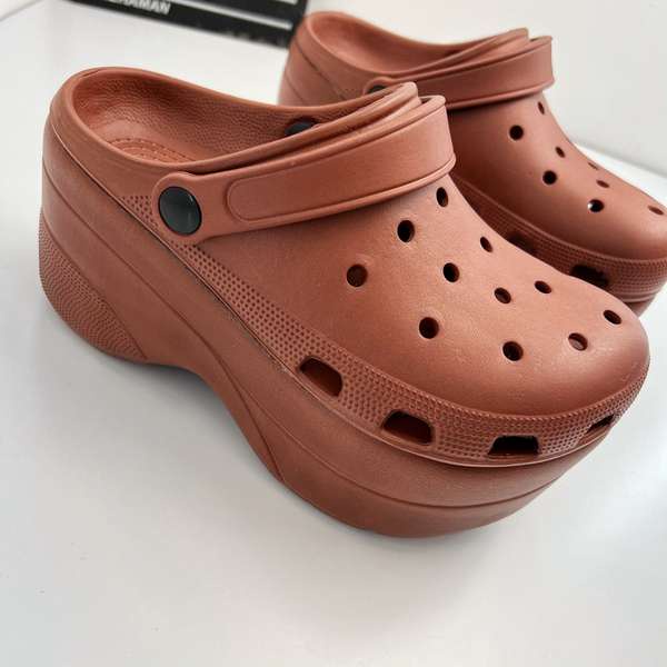 Dép nữ đế cao Dép màu bãi biển đế dày bánh xốp