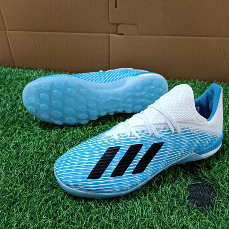 Giày Bóng Đá Sân Cỏ Nhân Tạo x19.1 Các Màu