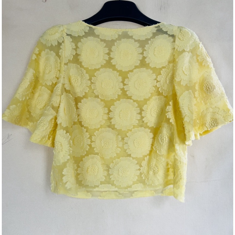 Áo Voan Hoa Vàng sz S, new 95%