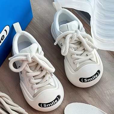 Giày vải thường ngày giày đế bằng nữ đế dày mẫu mới 2023