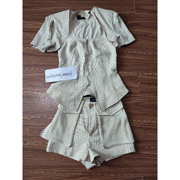 VIDEO-ẢNH THẬT Set Thiết Kế Hot Girl Áo Khoác Sơ Mi Peplum Khóa Kéo Quần Short Kẻ