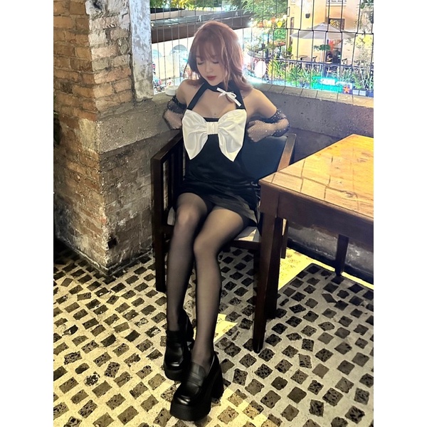 Váy lụa Nơ dây yếm Emina