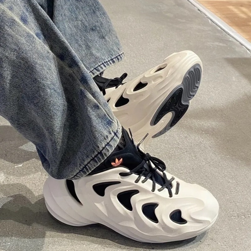 Giày Adidas AdiFOM Q White Black HP6582