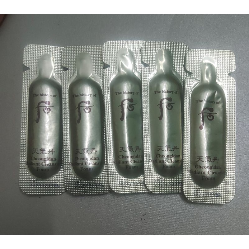 Sữa rửa mặt chống lão hóa Whoo tái sinh Radiant Cleansing Foam