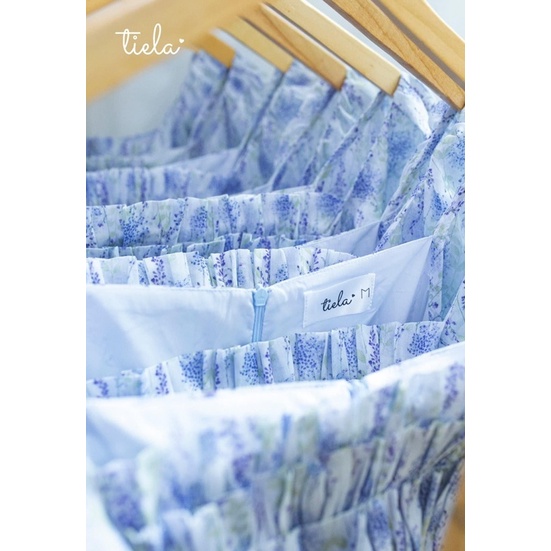 Váy Nomi dress sz M mới cứng