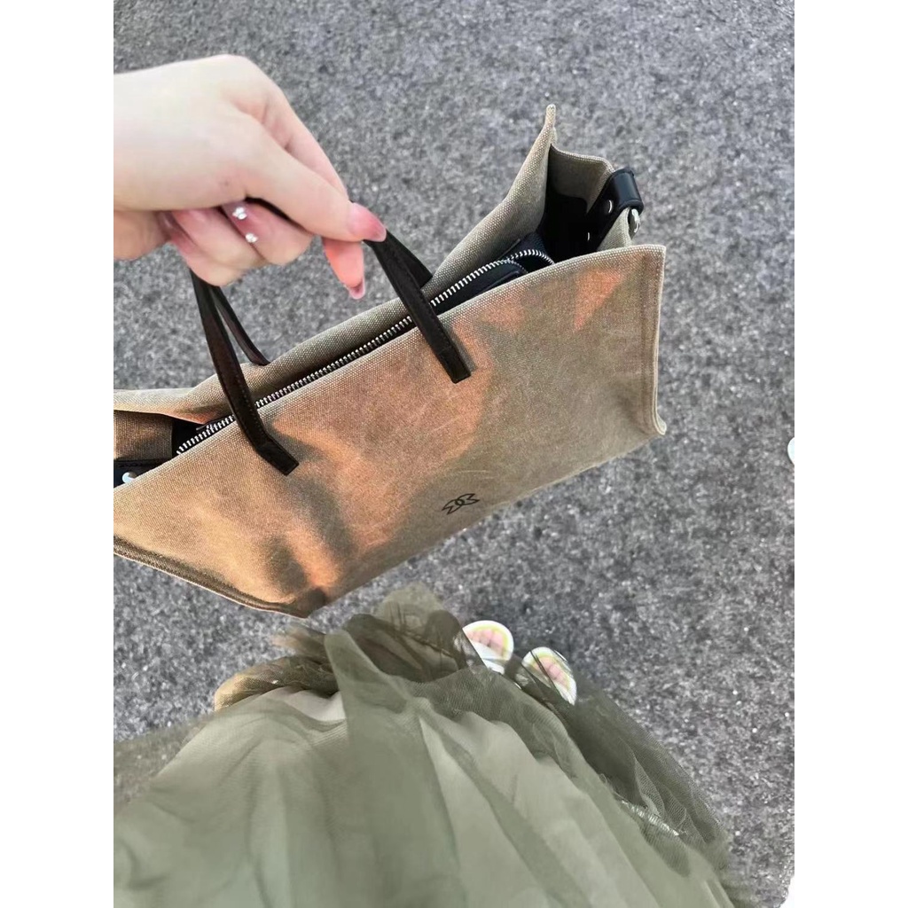 Hàng Có Sẵn! Hàng Có Sẵn!Túi Xách Đeo Vai Vải Bạt Ngăn Chứa Rộng Thời Trang Nữ 2022 Mới