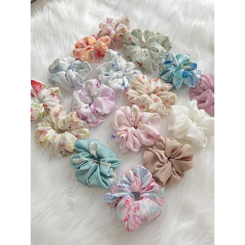 Váy Nomi dress sz M mới cứng