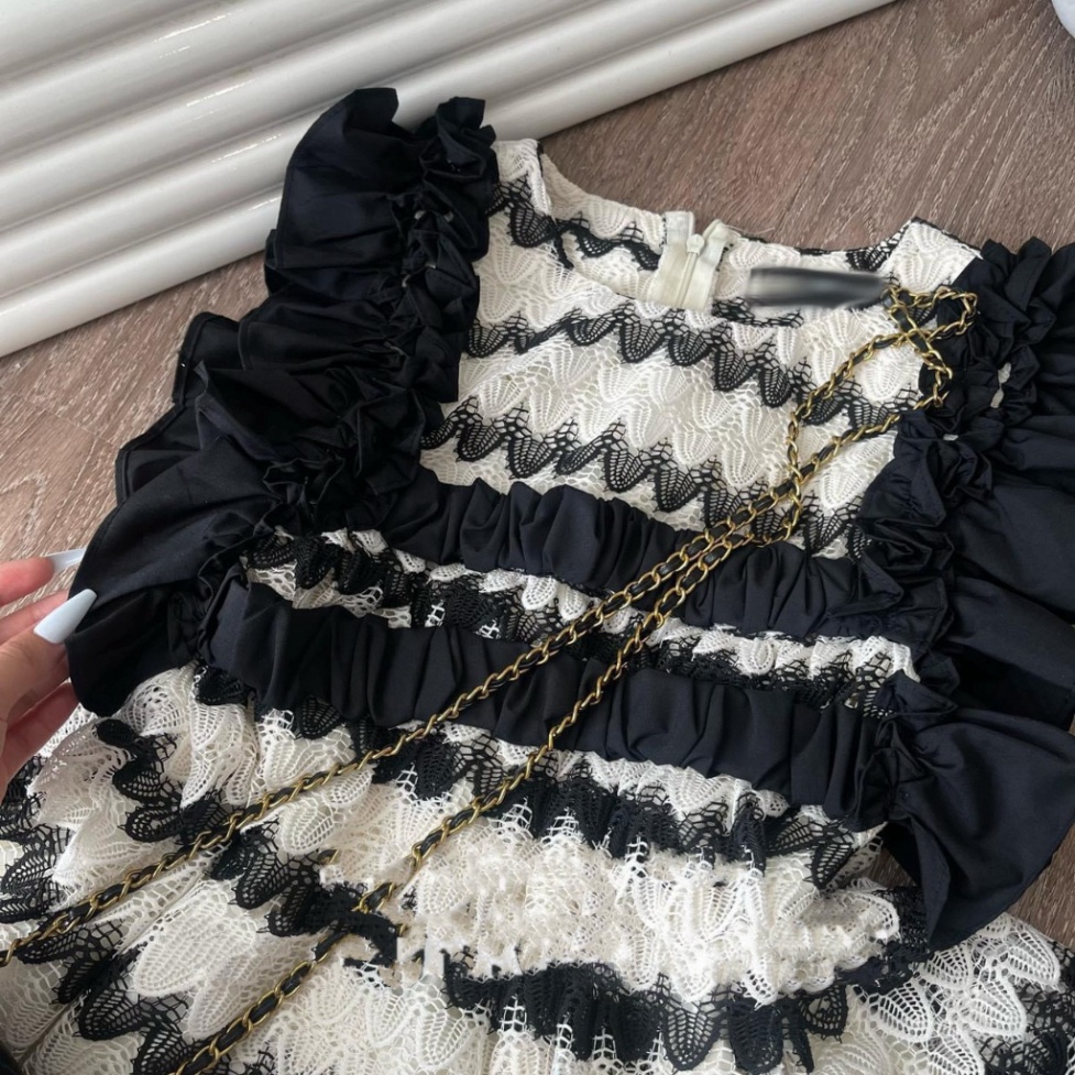 Set Ren Phối Đen Trắng Siêu Hot, Chất Ren Sịn May 2 Lớp Không Lo Ngứa