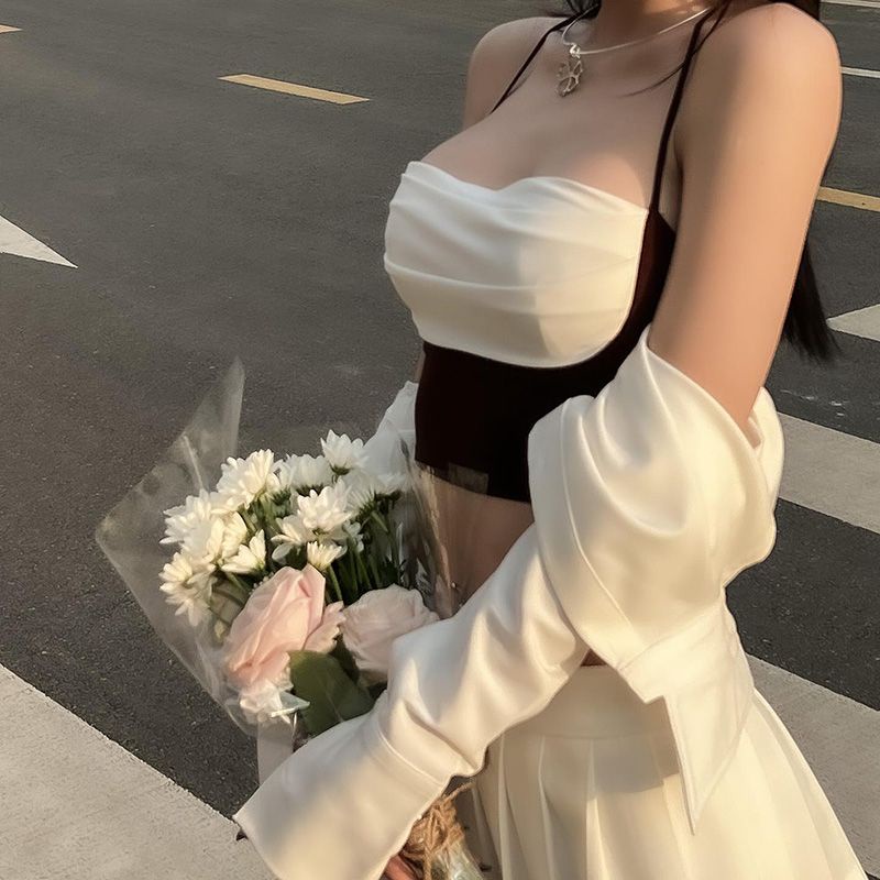 Jiashucheng Áo Hai Dây Dáng Ngắn Phối Màu Sắc Tương Phản Phong Cách Âu Mỹ Quyến Rũ Cho Nữ