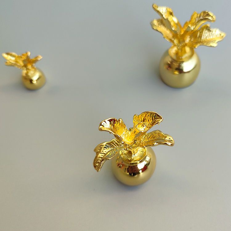 Tượng Phật Shakyamuni Hình Hoa Sen Bằng Hợp Kim Trang Trí Nhà Cửa