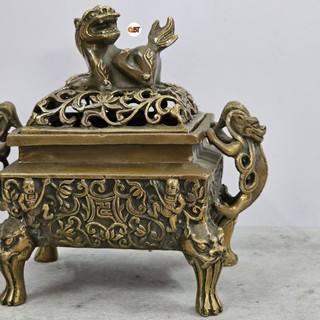 Xông trầm lân bằng đồng