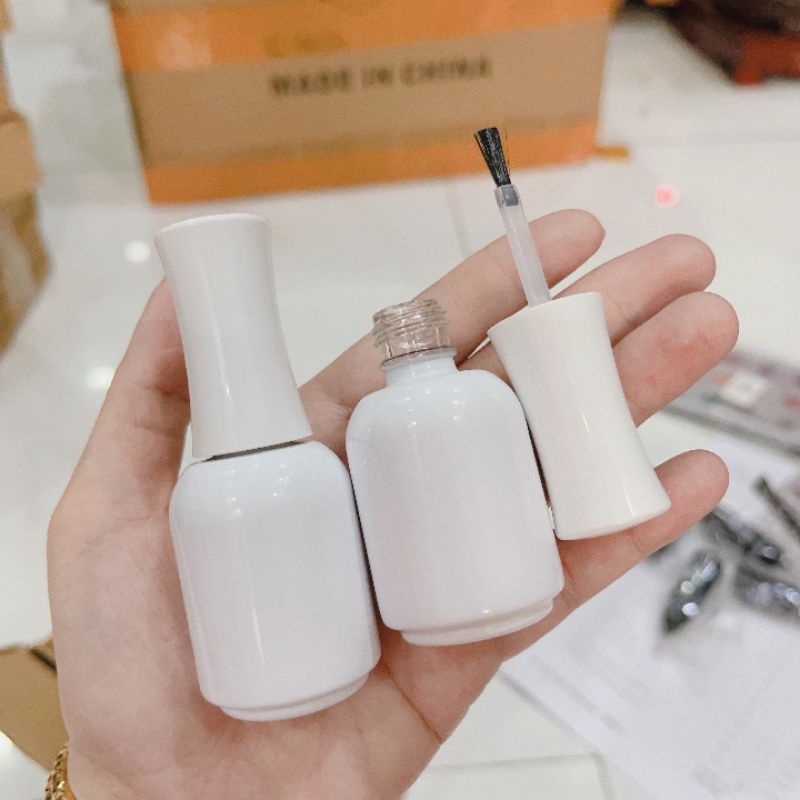 Chai rỗng đựng sơn thuỷ tinh 15ml đầu cọ mềm đẹp chai dày dặn chắc chắn